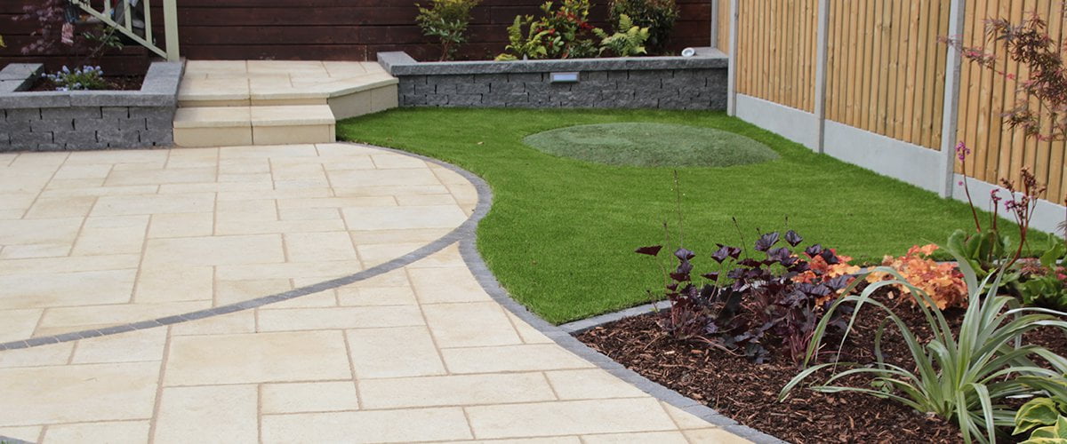 Garden Paving Installers For Warwick 